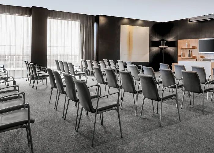 Ac By Marriott 酒店 希洪